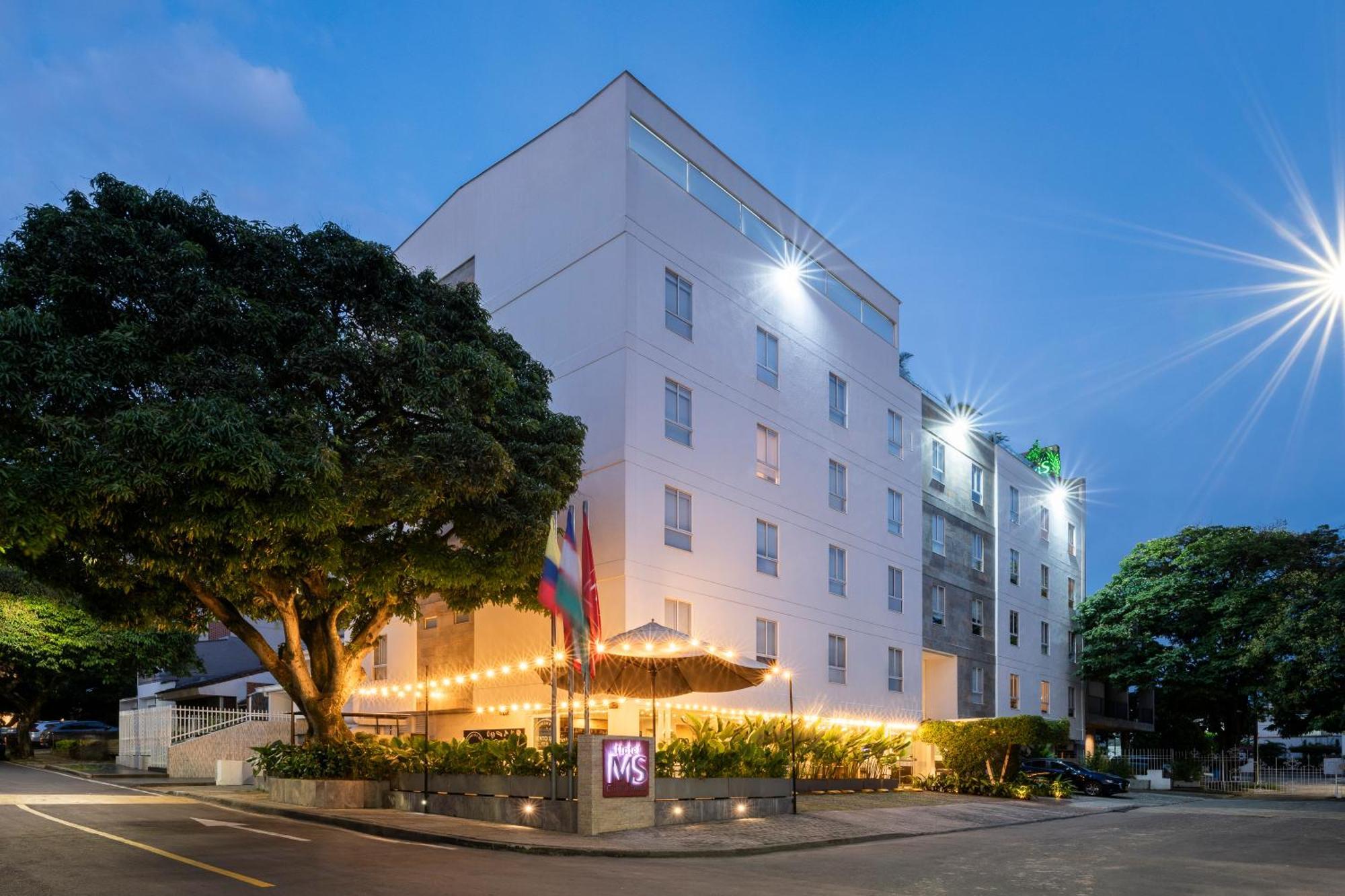 Hotel Ms Ciudad Jardin Cali Ngoại thất bức ảnh